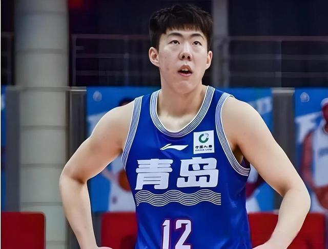 青岛男篮完成逆转，成功摘得一场胜利