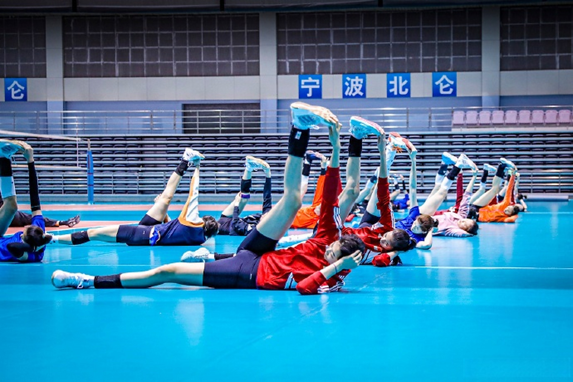 关于紧张备战!球队教练组全力打造扎实战术体系的信息 关于紧张备战!球队教练组全力打造扎实战术体系的信息