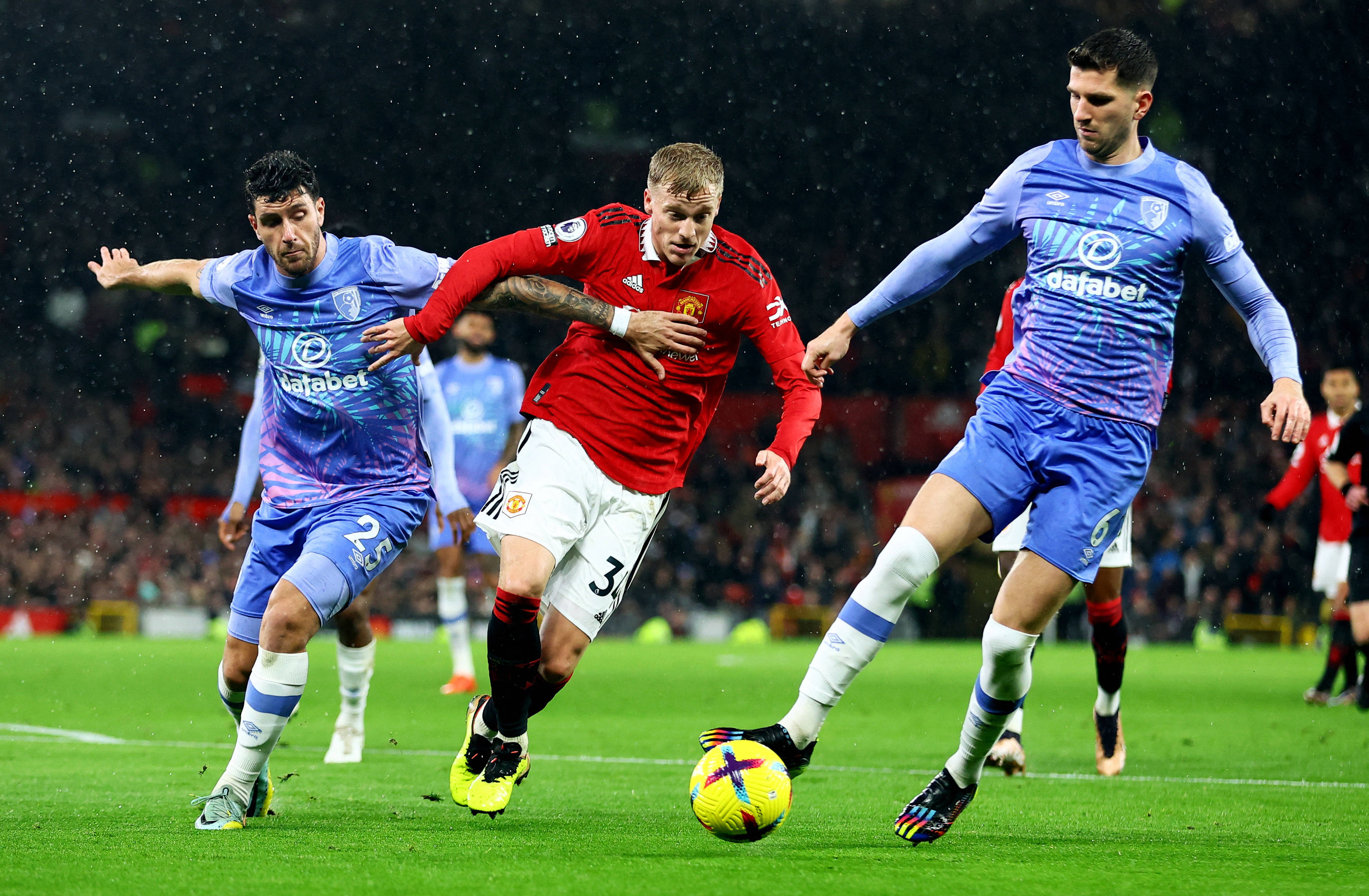 伯恩茅斯防守严密，力保平局！的简单介绍