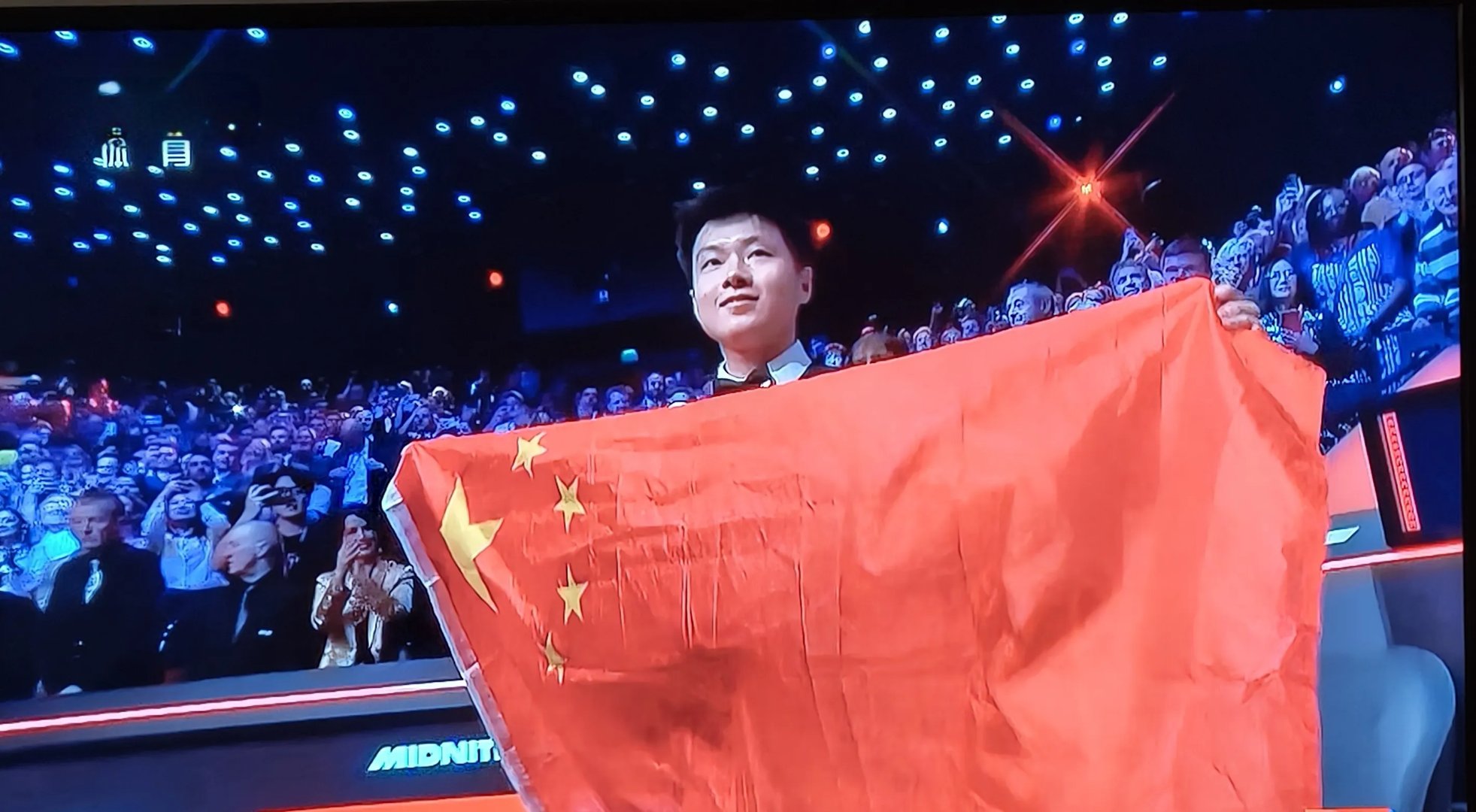 od体育app下载地址-英国射击运动员准确稳定，夺冠领奖的简单介绍