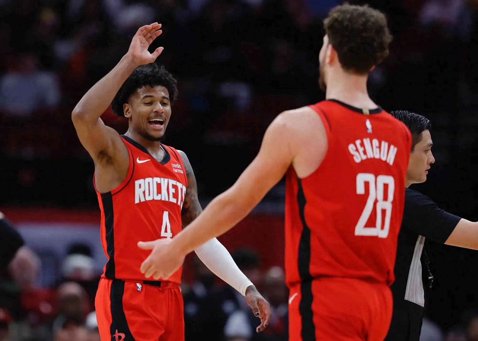 od体育网站入口-火箭惨遭公牛逆转，惊险告负