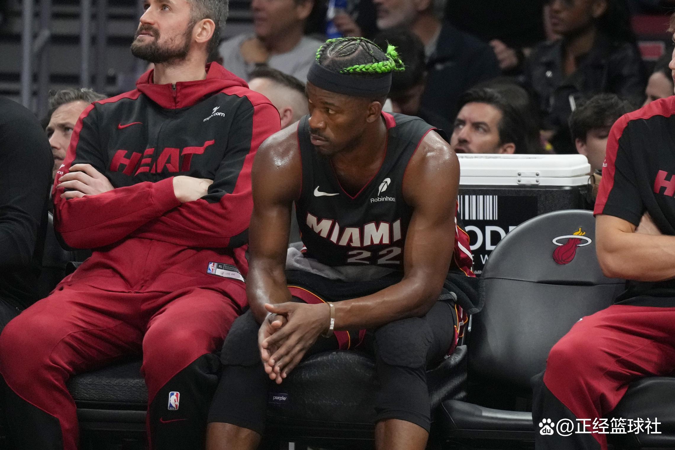 关于热火主场击败独行侠吊打对手，巴特勒秀出高效分的信息