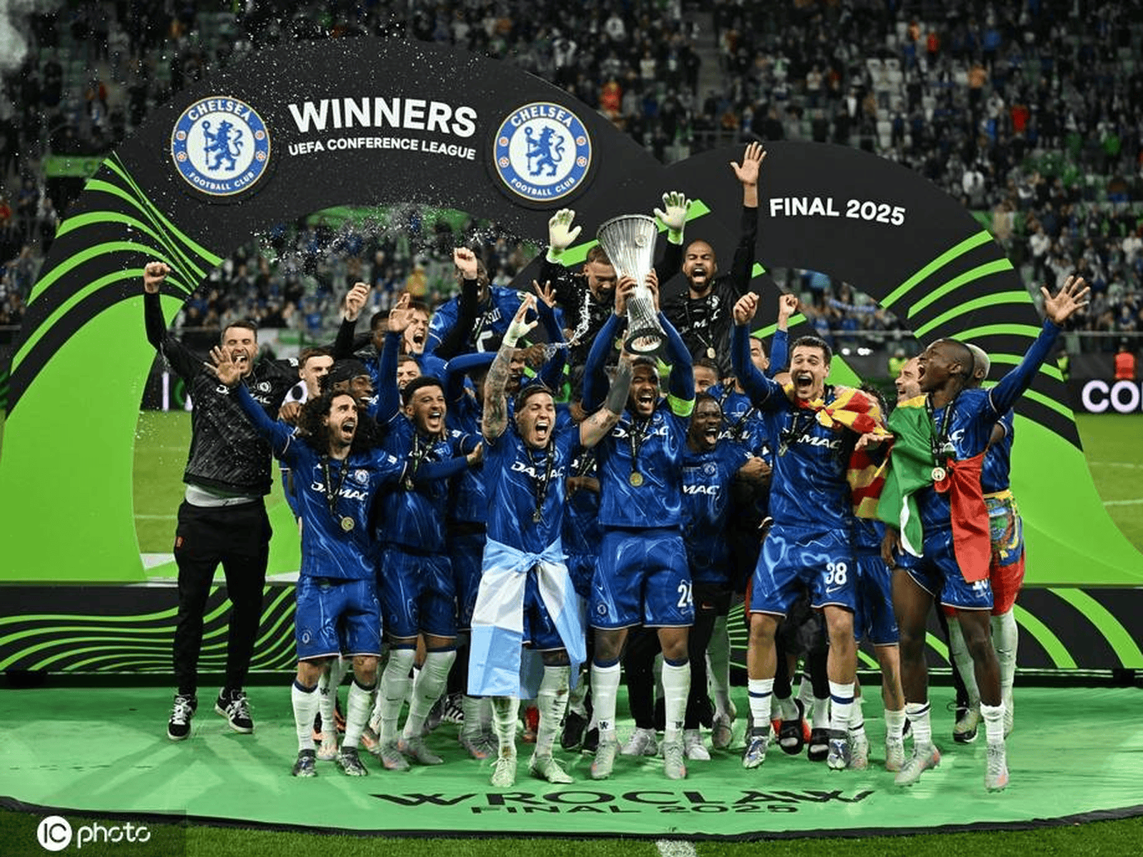 od体育app下载地址-关于瑞典队在欧预赛中实现三连胜，成功晋级的信息